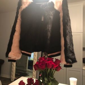 Pink and black gorgeous fur 💅🏼